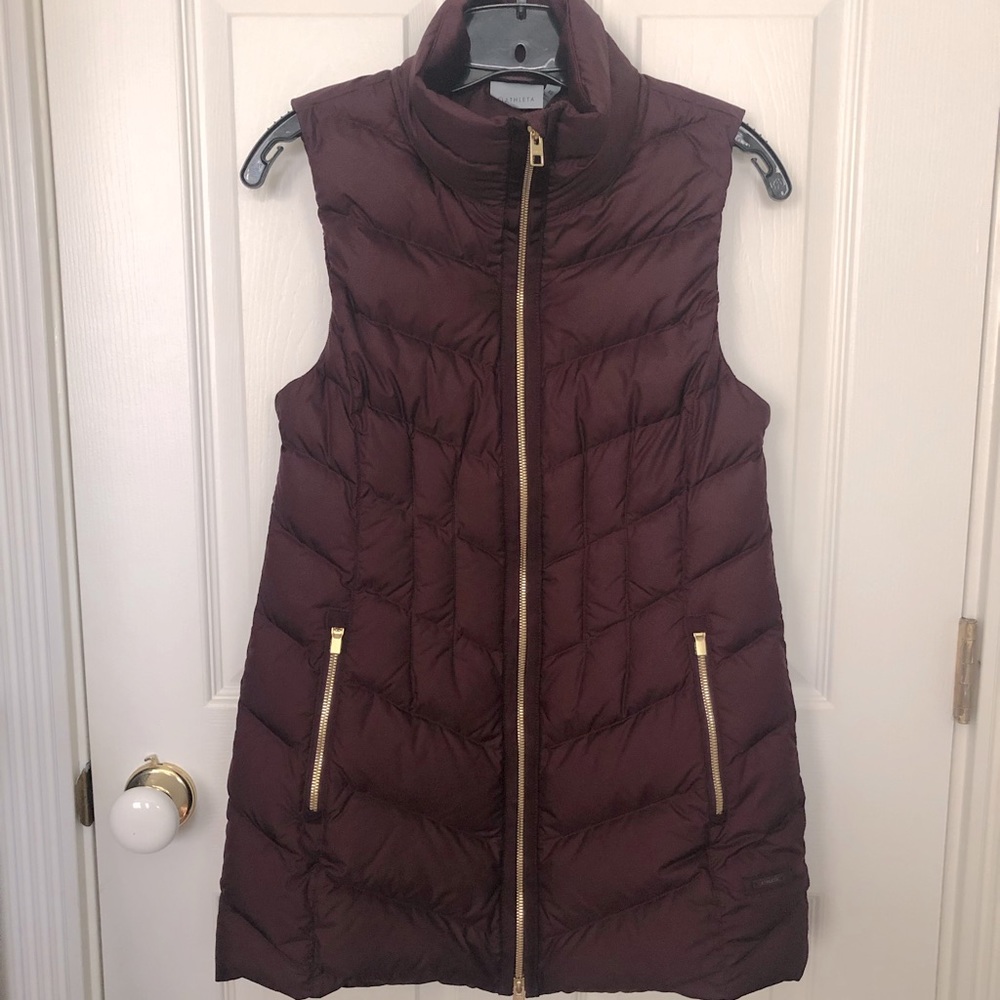 Athleta Puffy Vest